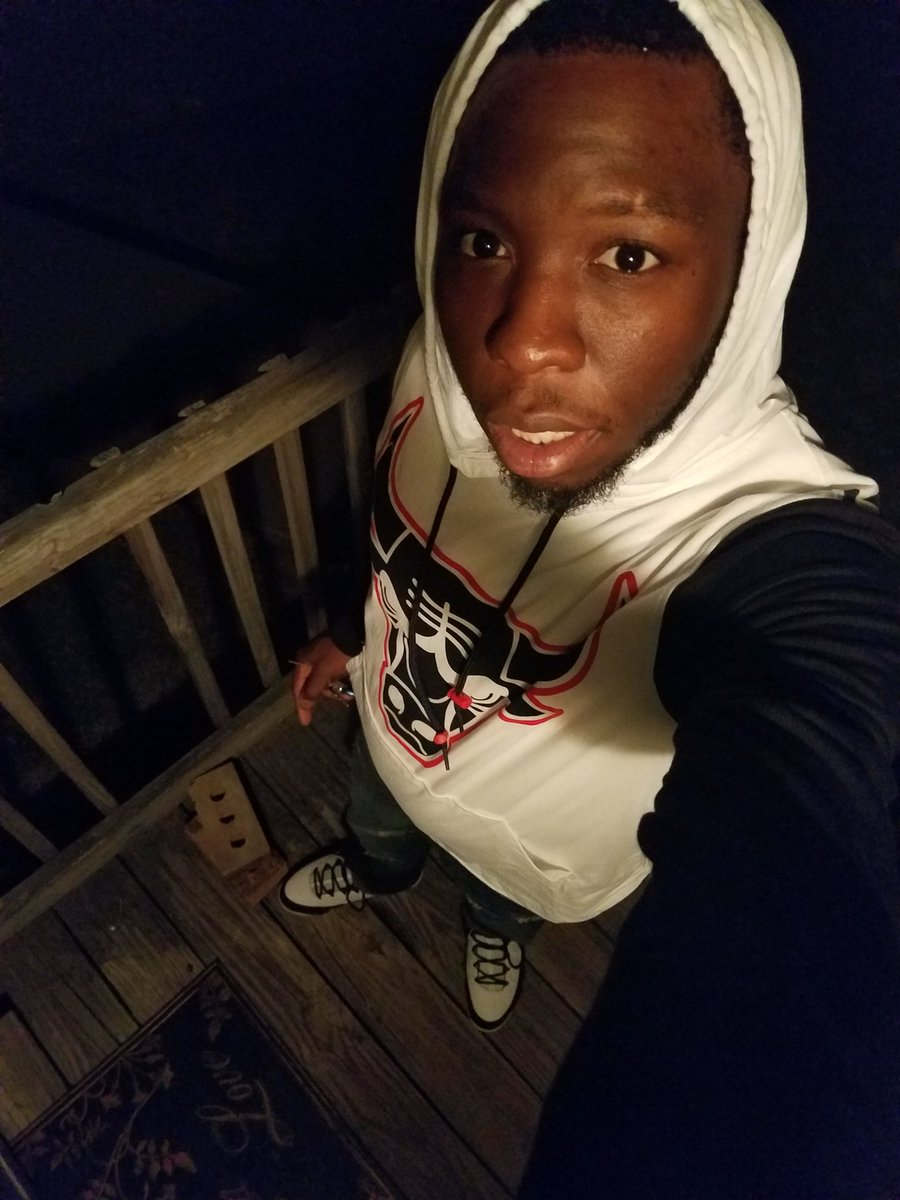 KayWil6's tweet image. 