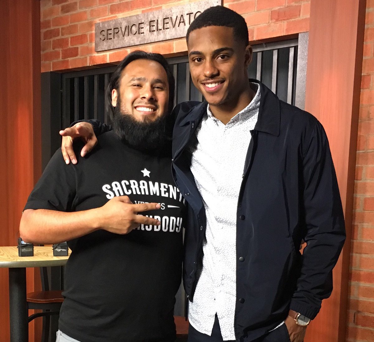 julezeverywhere's tweet photo. Tune in tonight for the premiere of @FamousInLoveTV on @FreeformTV starring @KeithTPowers! #SacramentoProud #SacsFinest #SouthSacMadeUs https://t.co/2Vl9y2ZNNV