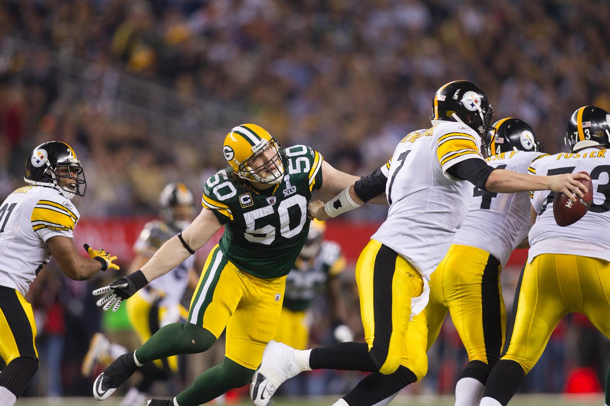 packers's tweet image. .@OfficialAJHawk officially retired as a Packer today.

Check out some photos from his 9 years in Green Bay 📸: pckrs.com/lkdf