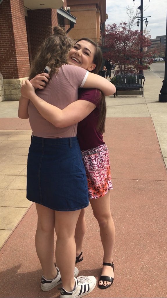 internet friends (@internetfrlends) on Twitter photo 