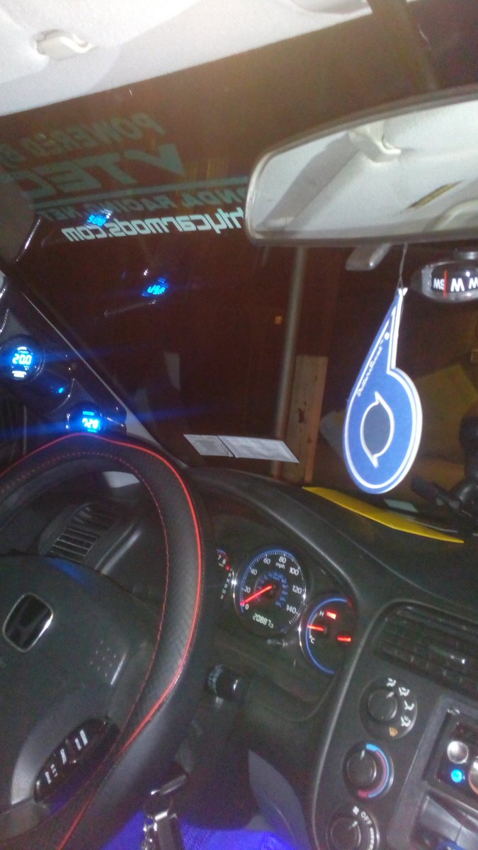 TISSCOOL's tweet image. Loving my @DollarScent :) #getScented #Sport #Blue #VTEC