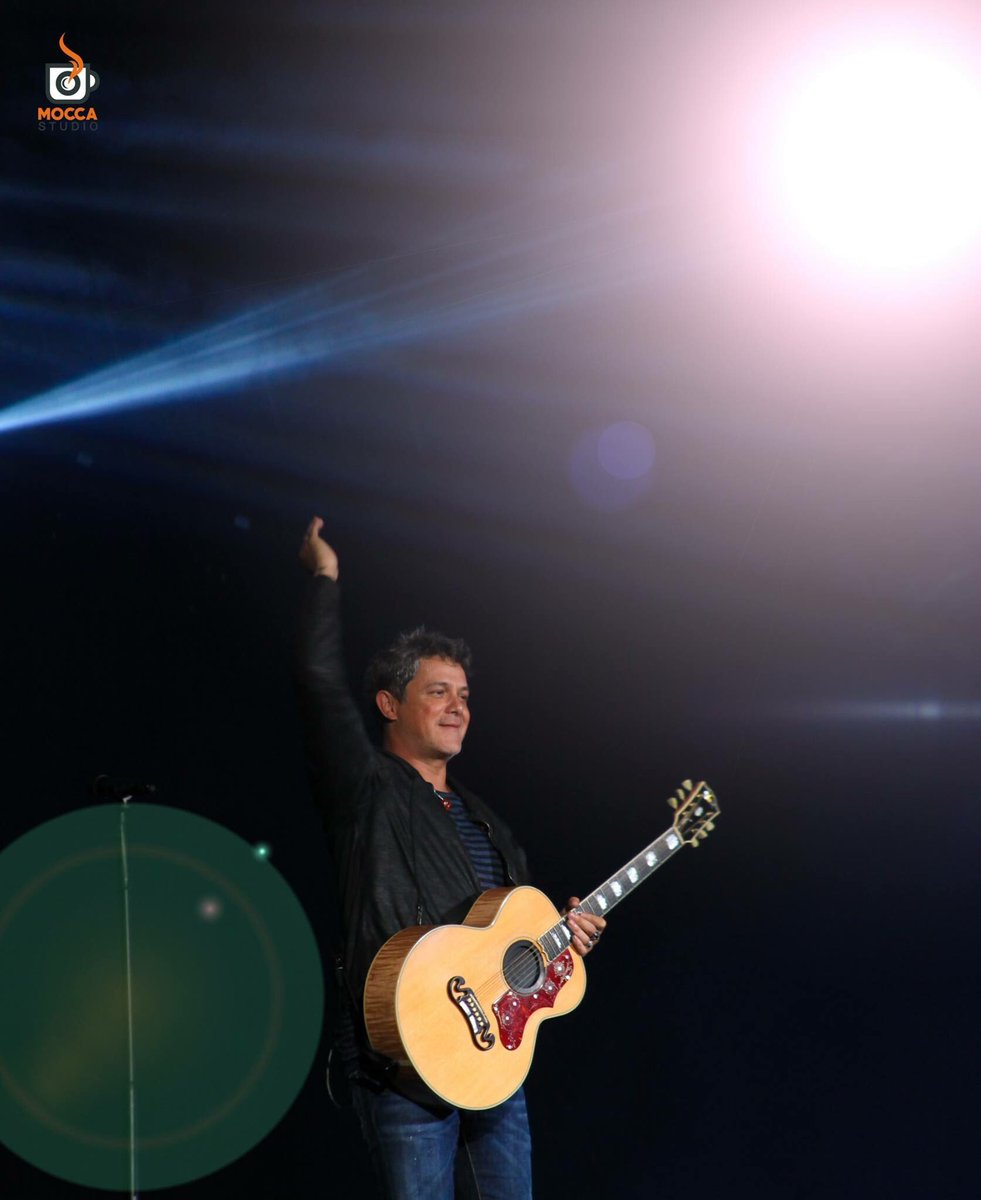 0xbarbozza's tweet photo. A que no me sueñas ♥ 💤
Te lo digo 43 veces
#SueñoSanzera
#SiroPeru 😍
@AlejandroSanz
@ClubMeSumerjo https://t.co/lCw8nW49rY