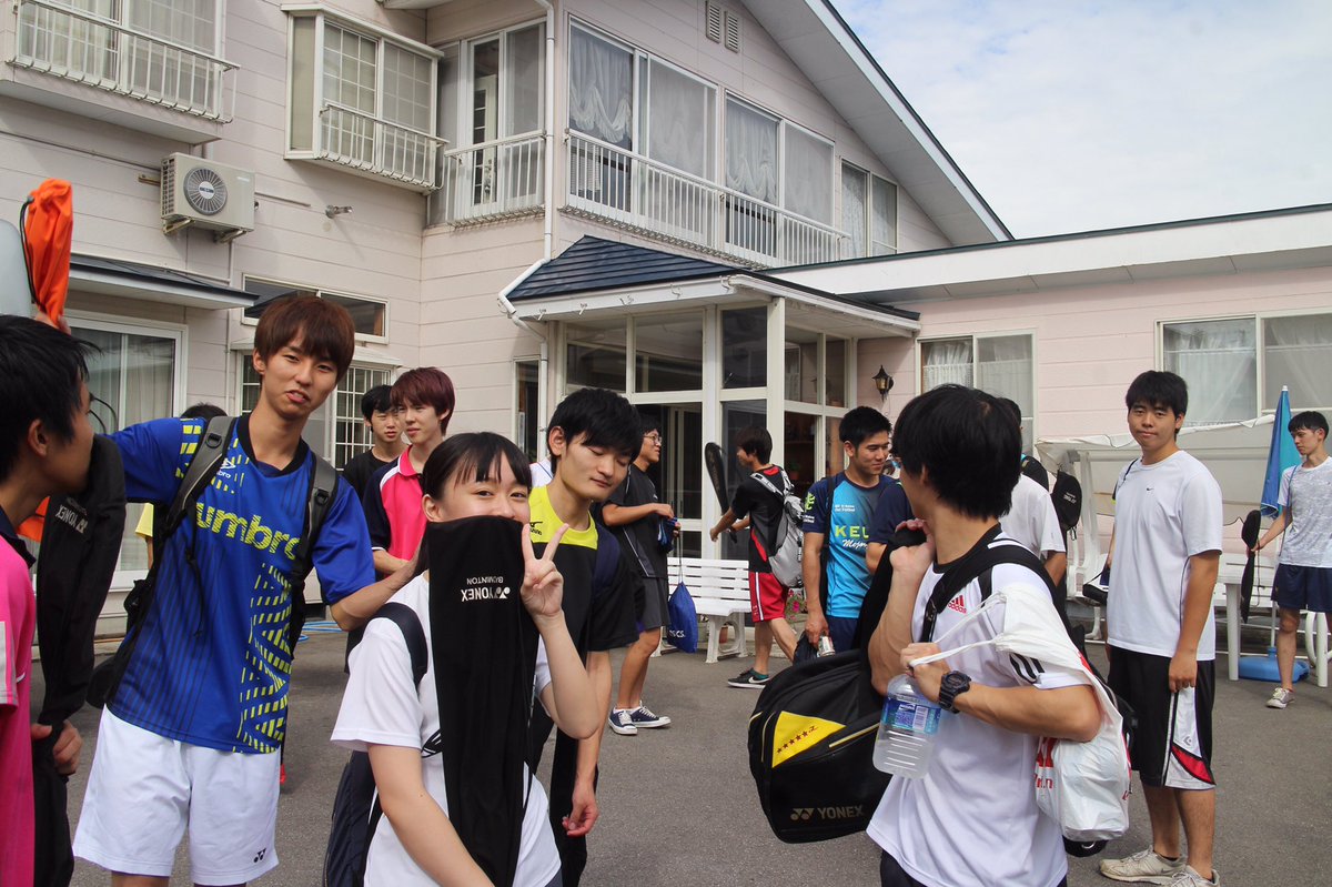 明治大学公認バドミントンサークルviento On Twitter Vientoおすすめポイント どのキャンパスの人でも活動しやすいところ 和泉キャンパスから歩いて行ける体育館 中野キャンパス内の体育館 駿河台キャンパス内の体育館 生田キャンパスから近い小田急線沿線の