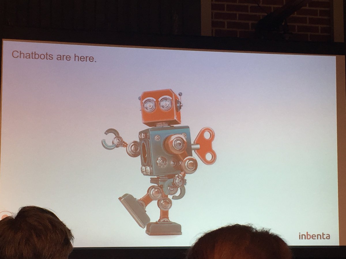 TRES's tweet photo. Lezing nummer 2 over #chatbots in #customersupport! #multichannelconference #efficienterwerken https://t.co/PLUUH8lByX