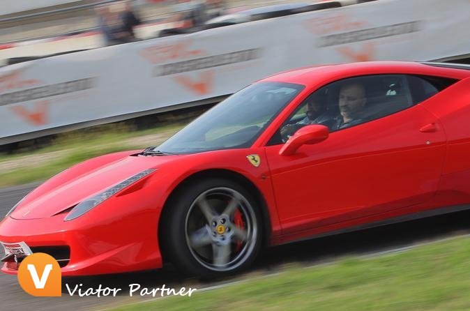 ViatorPartner's tweet image. Racing Experience Test Drive Ferrari 458!
Book today: partner.viator.com/en/13524/tours… #Pavia #Italy