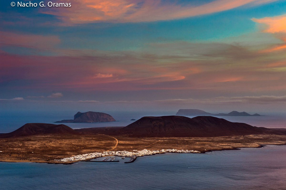 𝕆𝕝𝕚𝕧𝕖𝕣 ツ (@holyber) on Twitter photo 🌅 Archipiélago Chinijo 🌋
<a href="/EmocionesCan/">Emociones Canarias</a> @Lanzarote3C <a href="/ATCpress/">ATCpress</a> <a href="/TurismoLZT/">Turismo Lanzarote</a> <a href="/ENLAMIRADADEUNI/">ENLAMIRADADEUNISLEÑO</a> @Ogeografica @canarias_es ツ
📷 #NachoGOramas © 🌅 Archipiélago Chinijo 🌋
<a href="/EmocionesCan/">Emociones Canarias</a> @Lanzarote3C <a href="/ATCpress/">ATCpress</a> <a href="/TurismoLZT/">Turismo Lanzarote</a> <a href="/ENLAMIRADADEUNI/">ENLAMIRADADEUNISLEÑO</a> @Ogeografica @canarias_es ツ
📷 #NachoGOramas ©