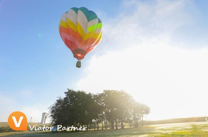 ViatorPartner's tweet image. Tokyo Sunrise on a Hot Air Balloon!
Book today: partner.viator.com/en/13524/tours… #Saitama #Japan