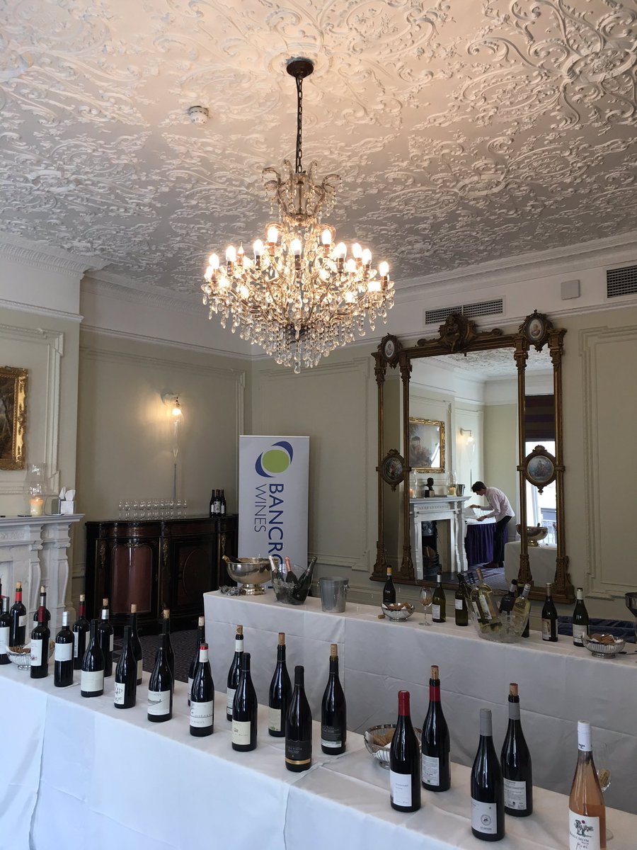 annecathelineau's tweet image. Come along and taste some vinos ! #Bancroftsnapshot #Springselection #RooseveltRoom @BrownsHotels #Mayfair