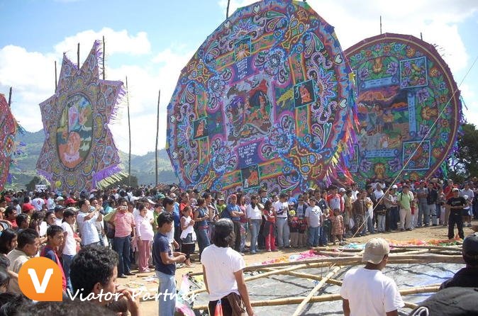 ViatorPartner's tweet image. Day of the Dead Giant Kite Festival!
Book today: partner.viator.com/en/13524/tours… #Sumpango #Guatemala