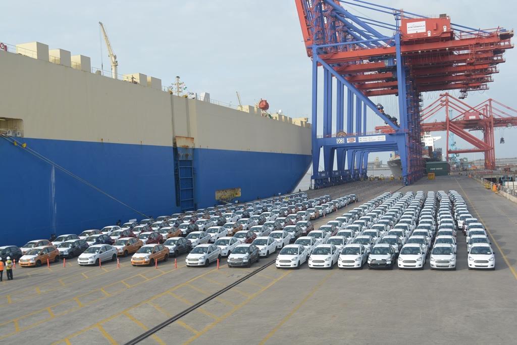 SvetlanaModeva's tweet photo. APM Terminals Pipavav handles 100,000th Auto Unit
https://t.co/HQ9l7dVOJB #APMTerminals #Pipanav #CarTerminal https://t.co/nV1yFz4SOW