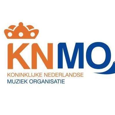 Volg en contacteer de KNMO dagelijks via knmo.nl of op Facebook via facebook.com/knmomuziek/ #teamKNMO