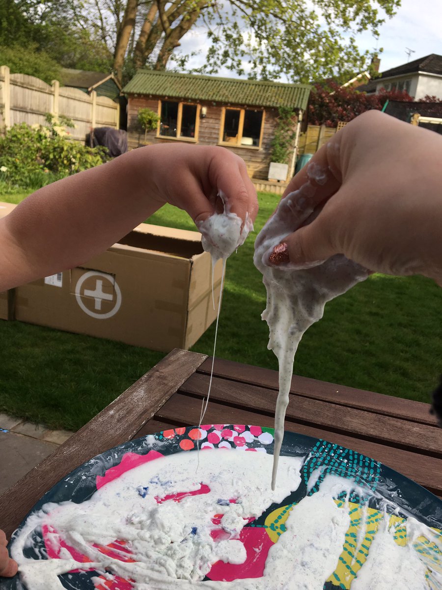 ClubBabysitting's tweet photo. Messy messy messy play!! #loveit #stuckin #childcare #fun #explore #afterschool #spring https://t.co/gxTC7y3Gy0