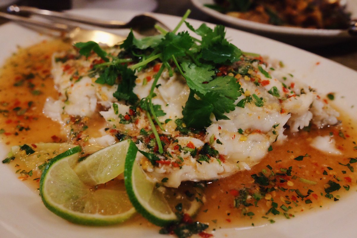 Jindamelb's tweet image. Dinner Now ❤️ anything else later 👋🏽 

#alwaysjinda #jindathai