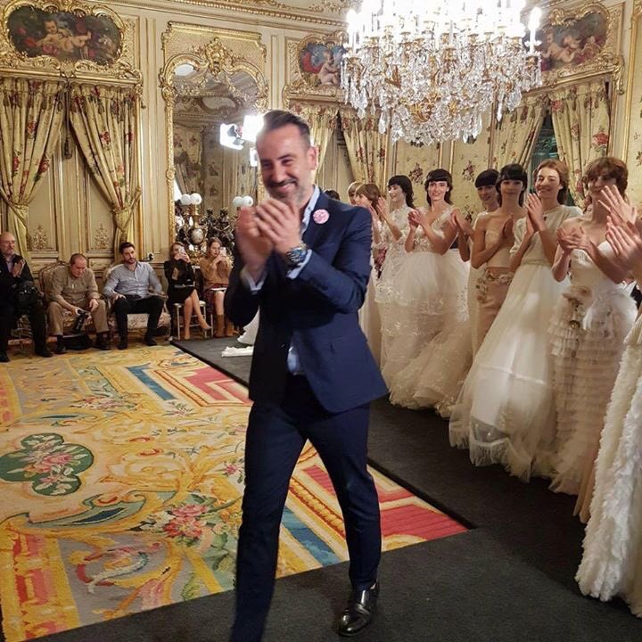 DISEÑO DE BODAS CR. <a href="/CRodriguezVigo/">Carmen Rodríguez</a> puede ser tu diseñadora de imagen para el gran día. Confía en diseñadores como @FrancoQuintns #bodasCR