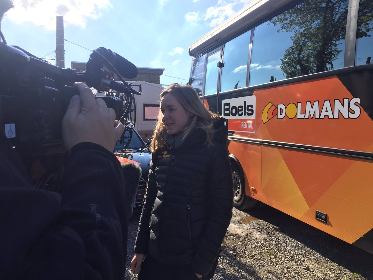 teamsdworx's tweet photo. "There's no lying. You need to be strong to win this race. I like races like that." - @AnnavdBreggen to @inCycleTV. #FWF2017 https://t.co/x0M1EjdcCG