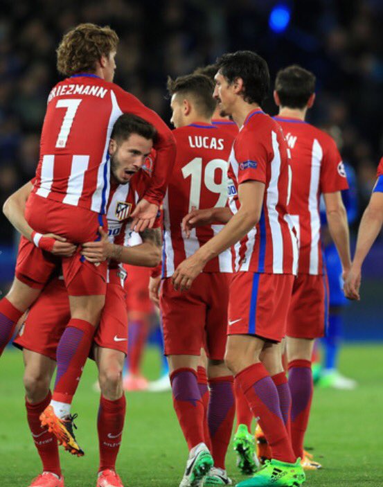 LucasHernandez's tweet photo. Orgullo, ilusión, emoción...Aúpa @Atleti!!!! #UCL ⚽️ Feliz miércoles!!!! https://t.co/ZScHfVKtfp