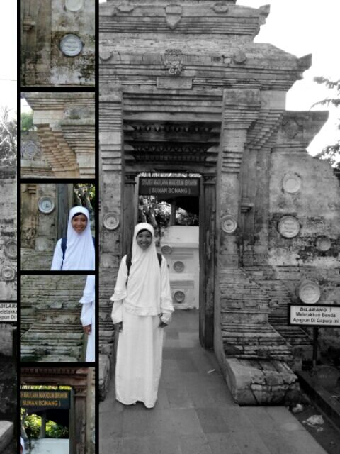 erniarale's tweet photo. Mudah-mudah han tahun depan ada yang mendampingi gw ziarah wali songo aamiiin... https://t.co/YL3xUMBXbO