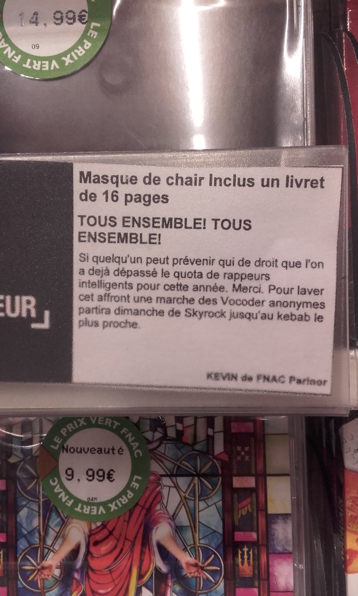 Thom_GF's tweet image. J'vais acheter l'album de Scylla a la fnac et y a un petit commentaire du vendeur. J'ai vraiment ri