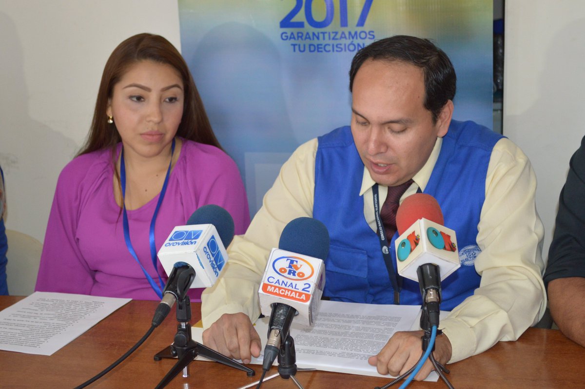 CNE_ElOro's tweet photo. Director de @CNE_ElOro manifiesta que en la parroquia “La Cuca” se elegirá los MJPR: 5 vocales principales y 5 vocales suplentes https://t.co/iH6QWDII7U