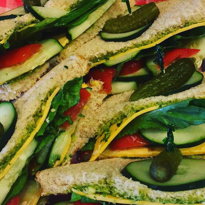 CaterFreshRose's tweet photo. Vegetarian sandwiches! So healthy, Sodelicious! #cleaneating #vegetarian #vegetables #vegetarianfood #ctcatering #ctcaterer #connecticut https://t.co/xtfSmbEseC