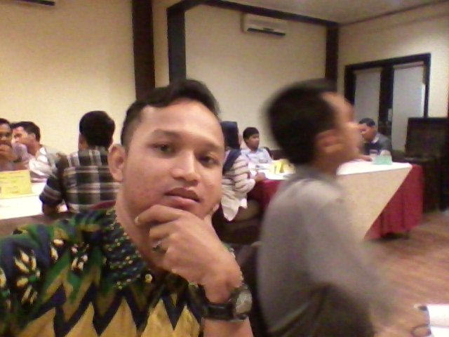 ghanz_sadewa's tweet photo. Semangat Meeting.... https://t.co/jpXxfIA7Mp