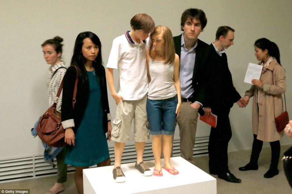 MueckRon's tweet photo. #RonMueck https://t.co/Q30j0FfGzH