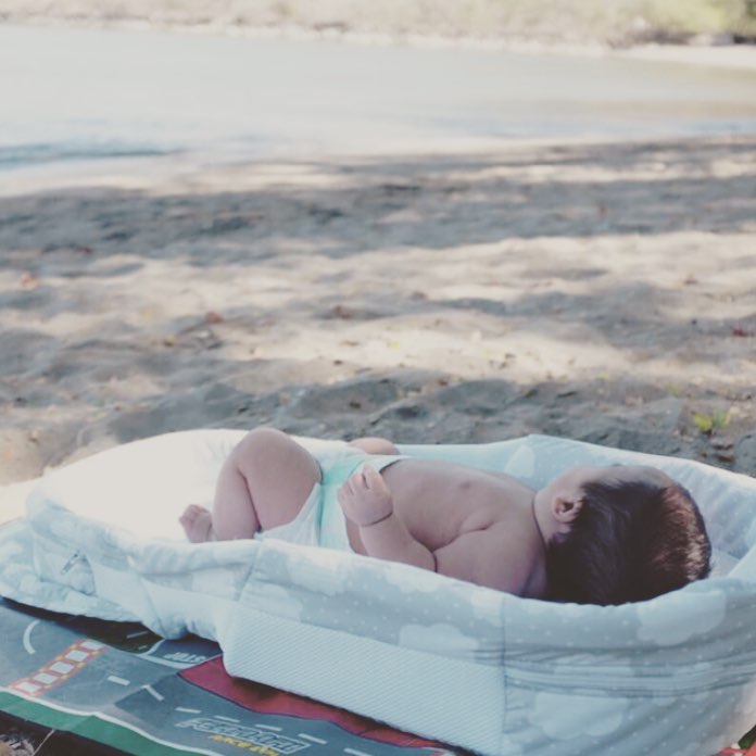 babydelightinc's tweet photo. As the weather gets nicer we can't help but think of the beach... with babies of course! #babydelight #snugglenest #beach #summer #travel https://t.co/J2wJI98WH8