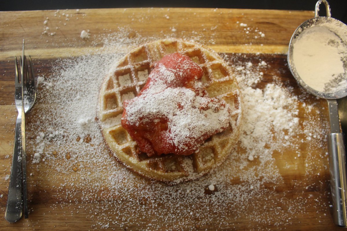 2DAY <a href="/thebrooklynpig/">The Brooklyn Pig</a>  BREAKFAST 915 Wilshire at #Figueora 90017 rear of building OPEN 7am-10am #DowntownFoodTruck