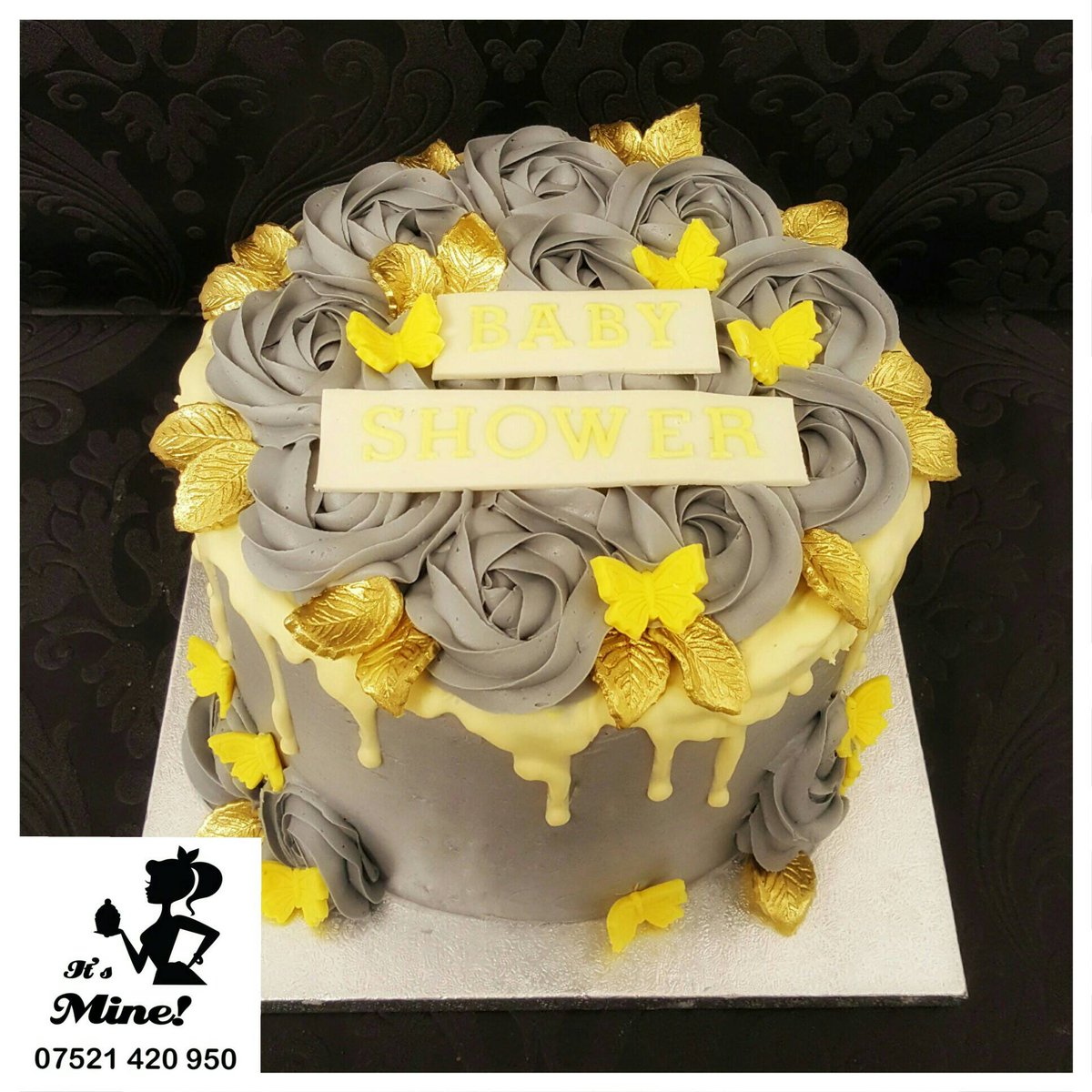 itsminecakes's tweet photo. Rosette topped drip cake 
#itsminecakes #dripcake #babyshowercake https://t.co/azaiTMLRu3