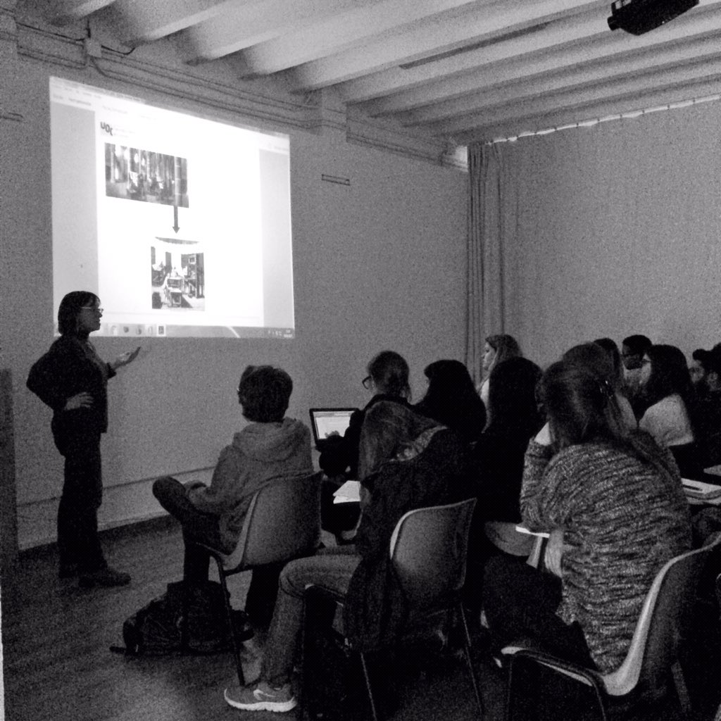 labdig_bcn's tweet photo. Edició digital, oportunitats i responsabilitats de la mà de @TeresaIribarren @UOCartshum al #FOP #LABdig @Tantagora https://t.co/Q4siutg7pC