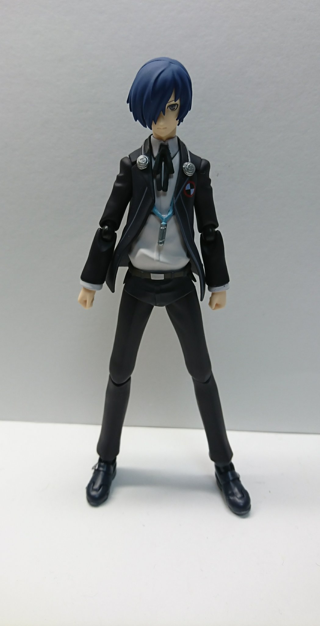 カル A Twitter Figmaのキタローことペルソナ3の主人公 結城理 を購入しました 名前等は映画でのデフォルト名で ペルソナ3 The Movie名義での発売 塗装に関しては安定したfigmaのクオリティで はみ出しなども無く綺麗に仕上がってて良いね 首元のイヤホンもしっかり