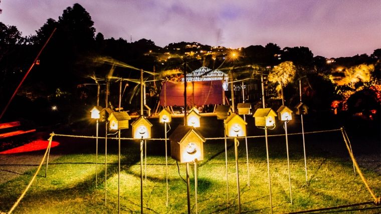 Volunteer call-out: For the Birds / News / <a href="/brightfest/">Brighton Festival</a> buff.ly/2pzSLUd