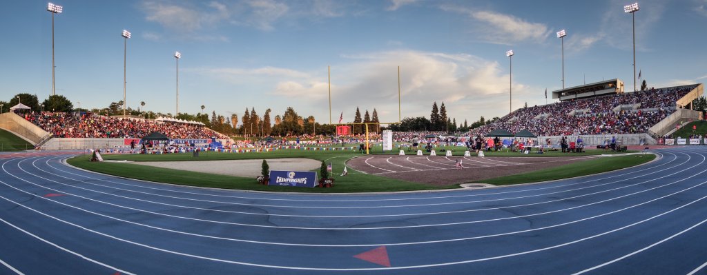 In Case You Missed It: New Story: National Track and Field Records – Presented by VNN hogeyesports.net/2017/04/18/nat…