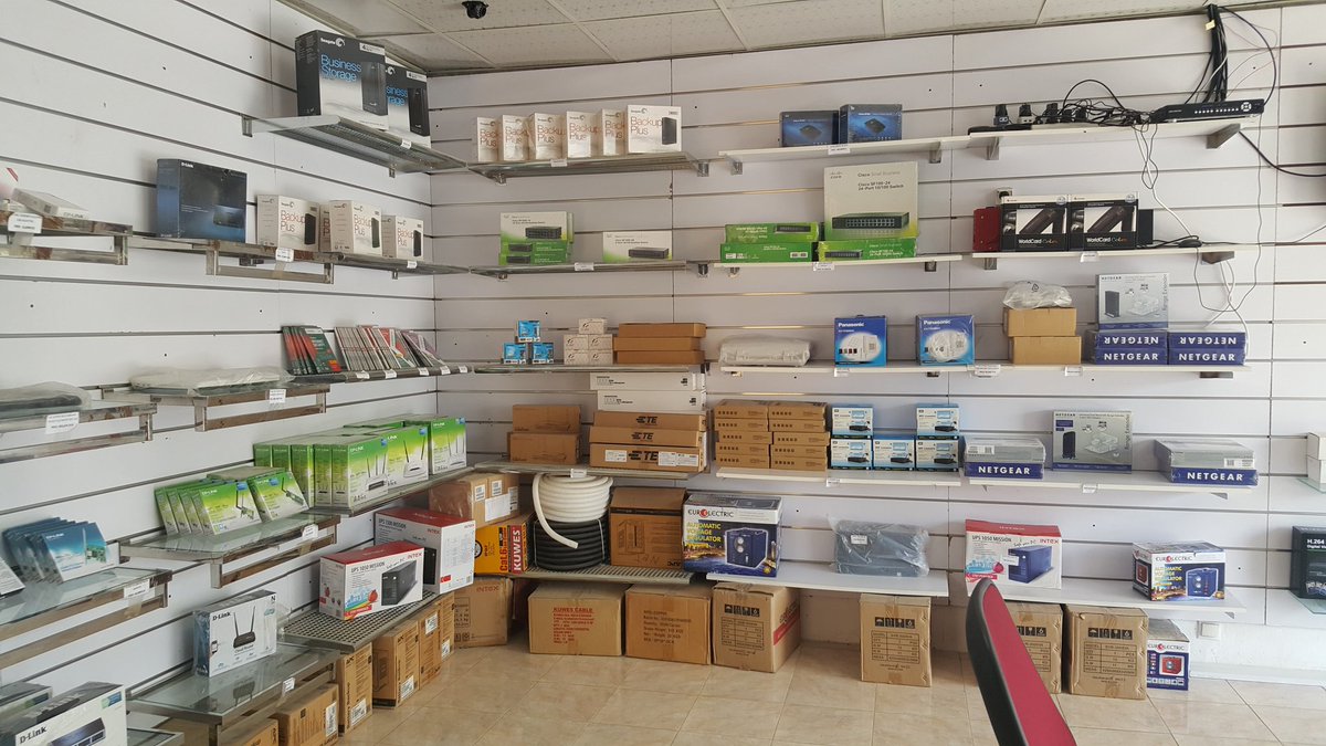 AlbideyNet's tweet photo. Nous proposons des solutions à vos problèmes dans le domaine #tech.Rv dans notre boutique de Sabangali- RNT.#adjib #Albideynet https://t.co/uM0dRSWPmn