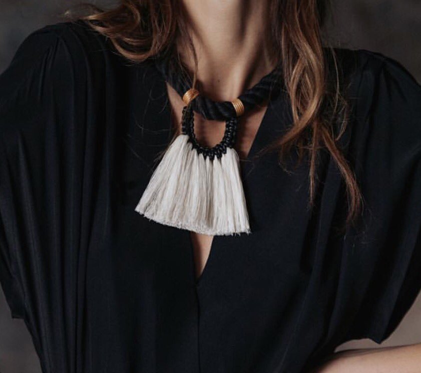 Moktaani's tweet image. 💯Handcrafted #jewelry, inspired by the #raw materials of #nature. #MadeInMexico #Caralarga 🛍NOW in @Moktaani #PopUp #May18 #Zurich #Hastens