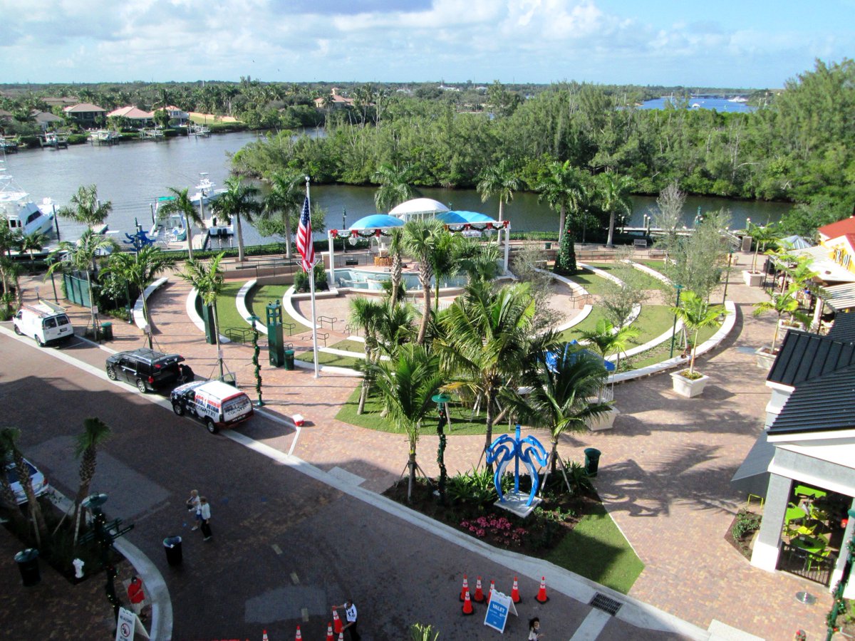 richardsites's tweet photo. #harboursideplace has become a great spot for outdoor family fun in #jupiterflorida
https://t.co/irVTvR5BsL https://t.co/jeujxLOaEe