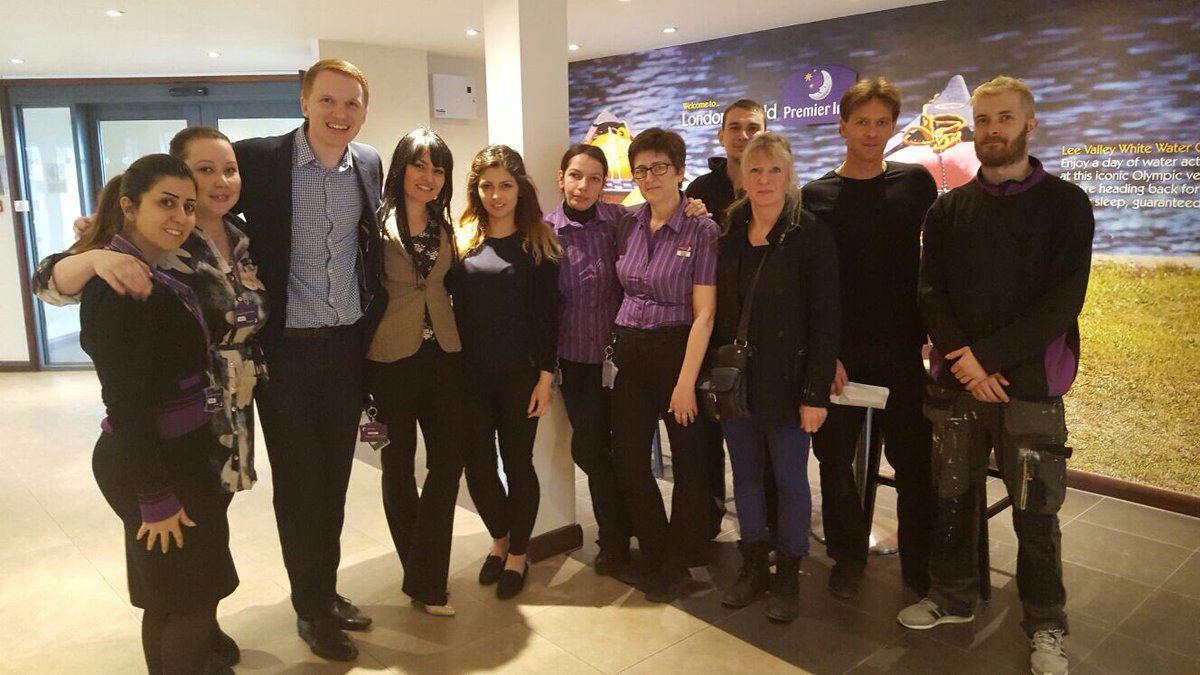 Pete_Cox's tweet image. Great morning nailing laundry migration with the crazy characters at Enfield, I didn't want to leave! #Servicedelivered @R4chelMcKeeman