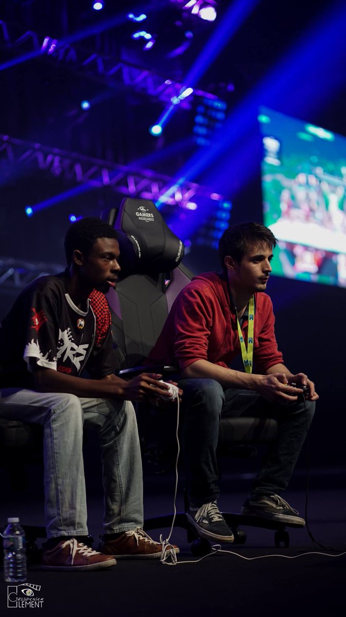 ZeuMarmotte's tweet photo. Lors de la #GA2016 nous avions joué sur la grande scène et terminé second. Exploit renouvelé sur cette #GA2017 @orksesports @GamersAssembly https://t.co/bVMEaTCqzX