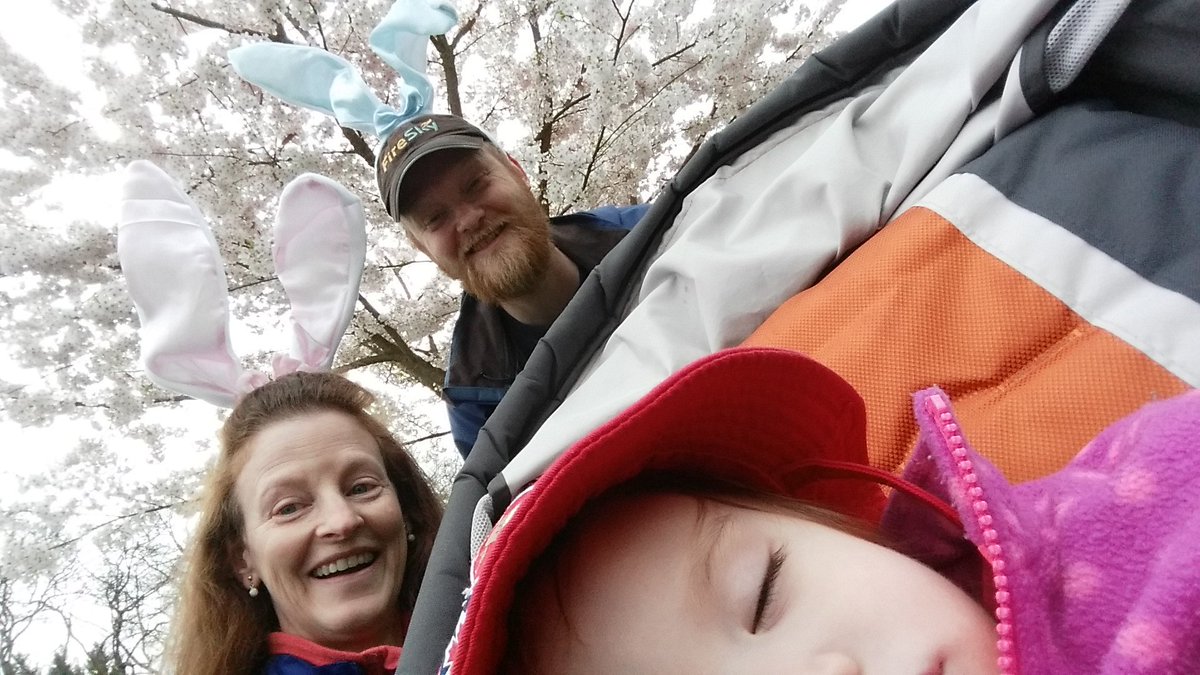 ceedee683's tweet image. Happy Easter 1km to snoozy toddlers. @RunToursInc  @SCRobsonStreet