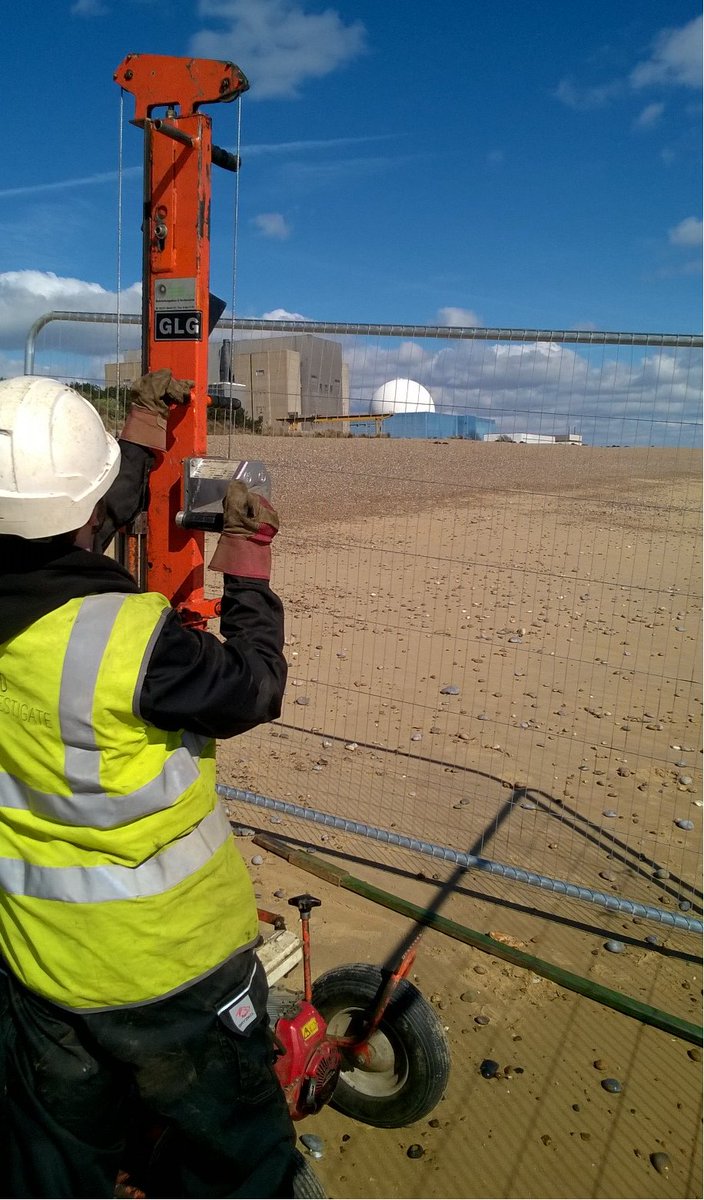Geoinvestigate's tweet photo. Another lovely sunny day by the seaside today. #Dynamicprobing #penetrationtesting, #soilprofiling #insitutesting #soilsounding at Sizewell https://t.co/wGFS0GHabw