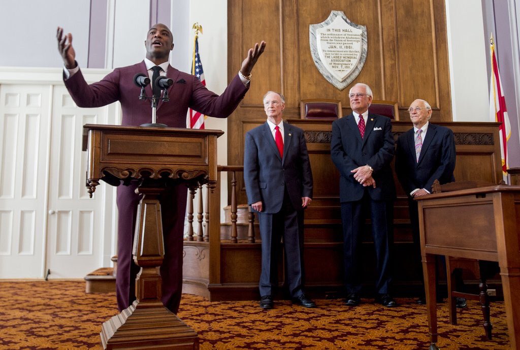 DeMarcusWare's tweet photo. Dear #Alabama, 
Happy DWare Day! It won't get u out of work, but represents me striving to leave the world better than I found it #April19 https://t.co/FRf7TRauA4