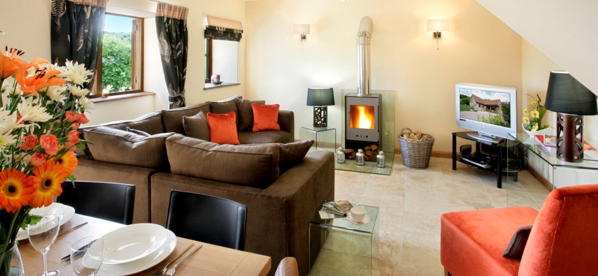 Book The Stables for a #BankHolidayWeekend break -it sleeps 6! bit.ly/FBTheStables #UKHoliday2017