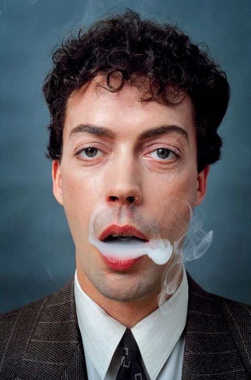 Happy birthday to Tim Curry. Photo from 1981. 