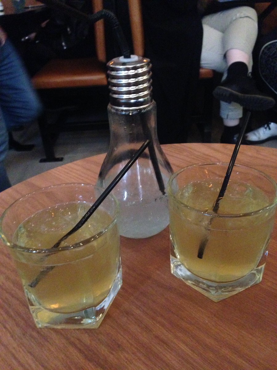 Clarissa_ITC's tweet photo. Cocktails served in lightbulbs!! Cant get enough of these delicious Electric Lemonade cocktails at @TheGarageHQ https://t.co/H0qCYlUBMy