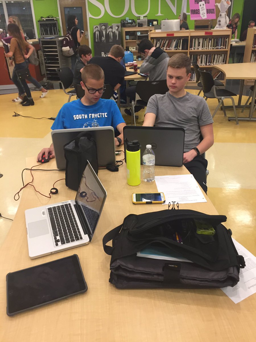 Coding Club Game Jam today for National Week of Leadership! 💻🕹<a href="/EFHSMediaCenter/">EFHSMediaCenter</a> <a href="/ef_coding/">EF CODING CLUB</a> <a href="/EFHSSGA/">EF Student Gov</a>
