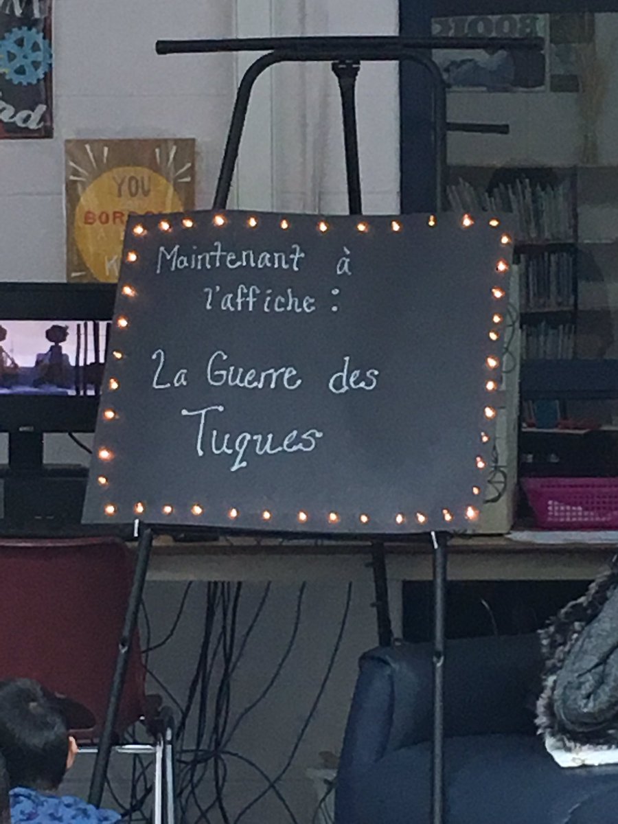 MmeMcIntosh's tweet photo. Celebrating #CanFilmDay 🇨🇦#JourCineCan watching #GuerreDesTuques @StGertrudeMBC @canfilmday 🎞Merci à @MlleBenevides de nous avoir invité! https://t.co/URrZo8tXgq