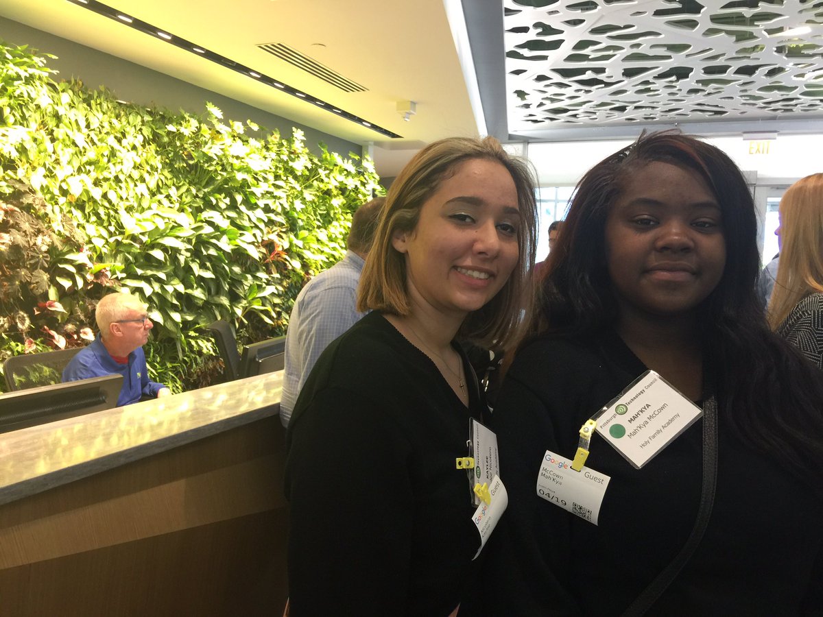 robertabrandao's tweet image. @HFAEDGE Kaylee asks &quot;When did you know you wanted to work @Google?&quot; during PTC #stem2work tour of PgH offices