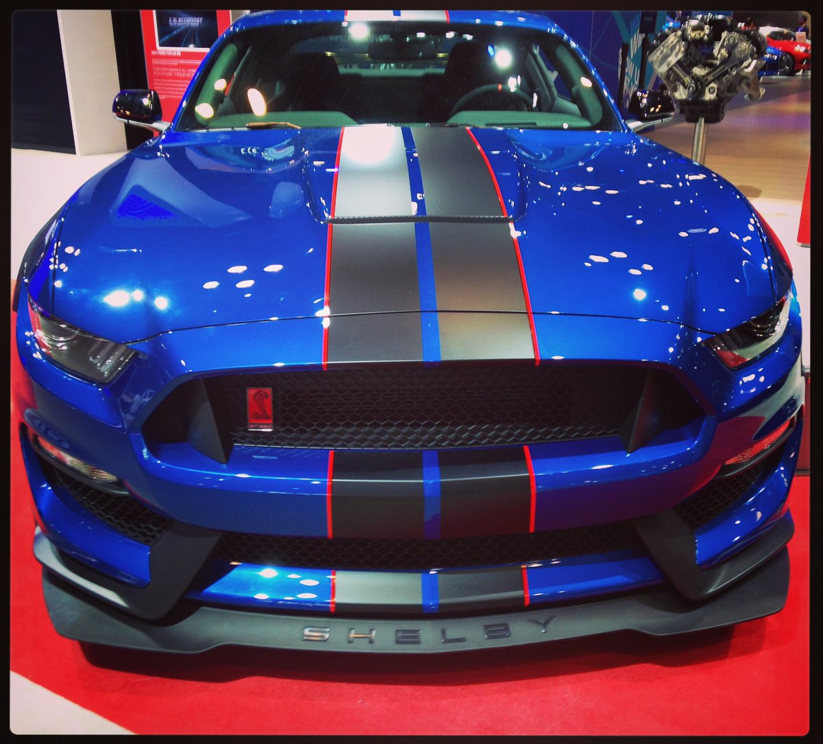 Ford_AudreyY's tweet photo. Look who's heating up the floor at #FordNYIAS the @NYAutoShow the GT350! 526hp #NYIAS #gofurther #horsepower #torque #FordNYIAS https://t.co/JuBjReVTjN