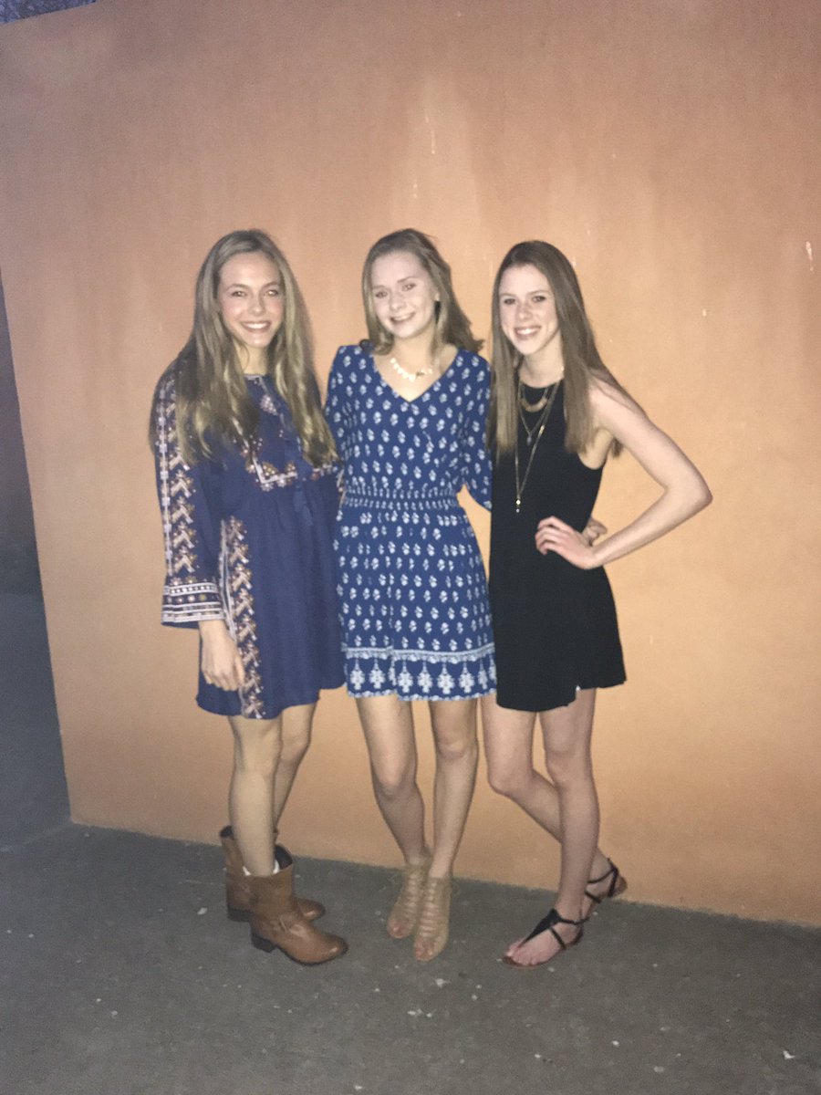 mallorys_99's tweet photo. Happy birthday Hannah!!! 🎉 hope you have an absolutely amazing birthday 🎂 much love ❤️❤️❤️ https://t.co/fgqFK4iMAg