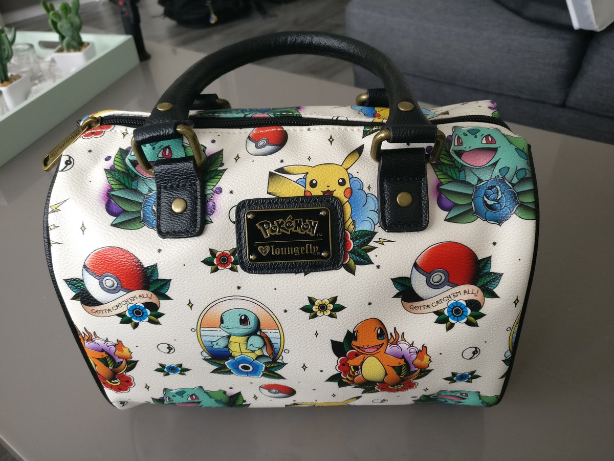 Diamantjewel1's tweet image. Thanks @creeperz_info voor het toesturen van deze supergave Pokémon tas, ik ben er blij mee!